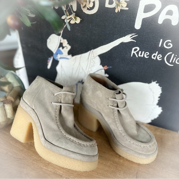 Chloé Jamie Suede Platform Lace-Up Booties - Picture 14 of 15